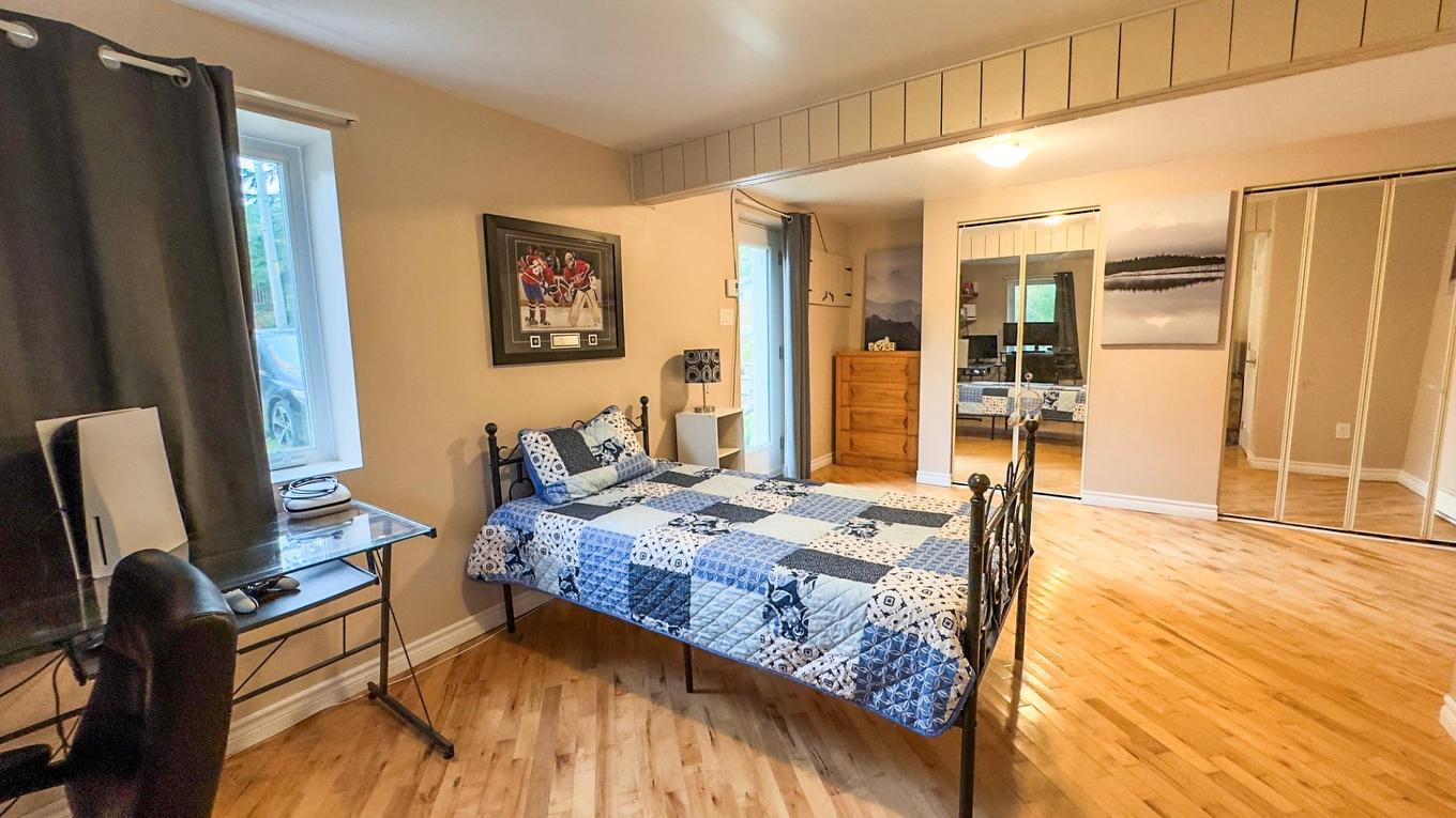 Family room - 130 Ch. Danis, Grenville-Sur-La-Rouge, QC - Indoor Photo Showing Bedroom