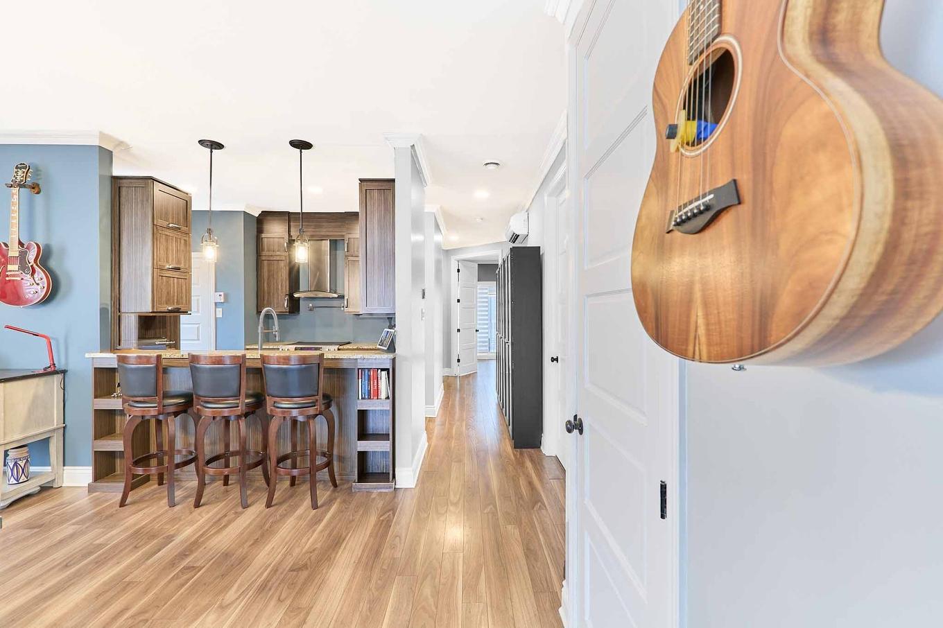 Kitchen - 201-617 Boul. De La Salette, Saint-Jérôme, QC - Indoor Photo Showing Dining Room