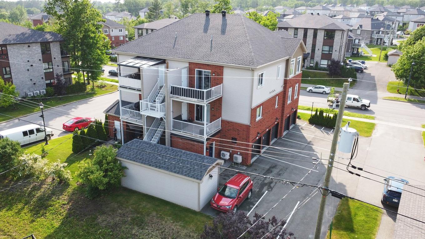 Aerial photo - 201-617 Boul. De La Salette, Saint-Jérôme, QC - Outdoor