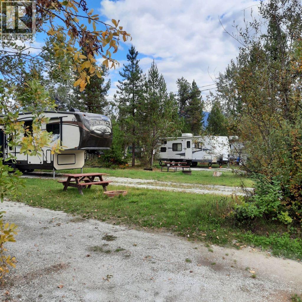 991 West Frontage Road, Blue River, BC