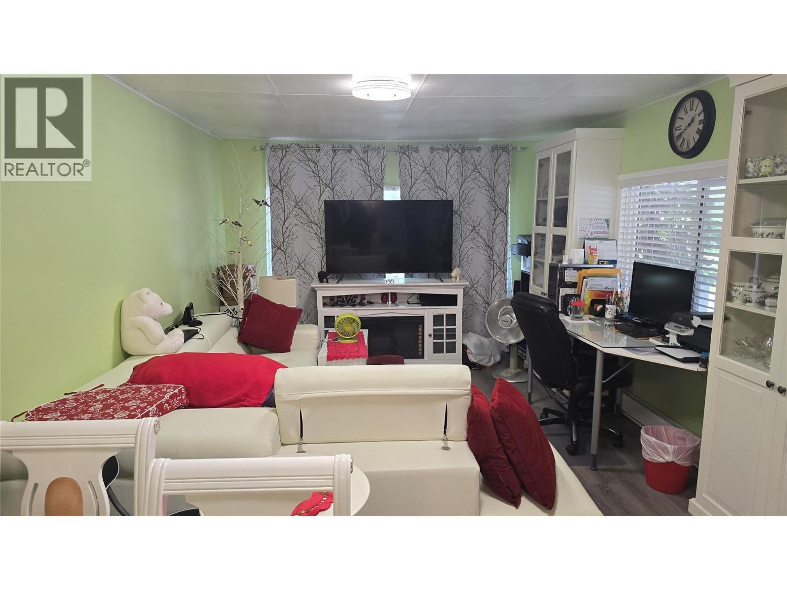 991 West Frontage Road, Blue River, BC