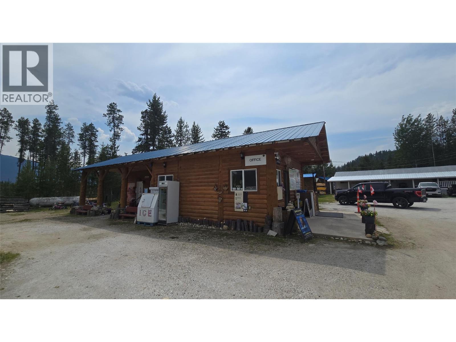 991 West Frontage Road, Blue River, BC