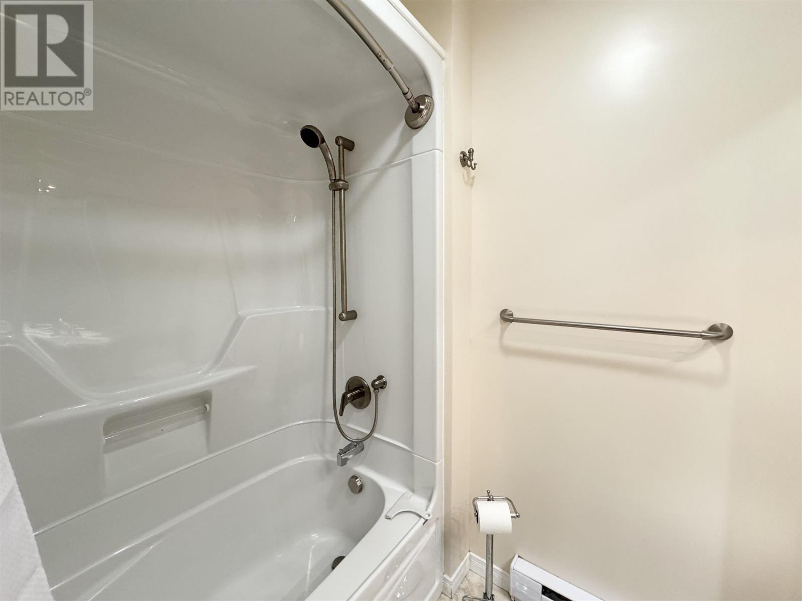 26 Minto St, Chapleau, ON - Indoor Photo Showing Bathroom