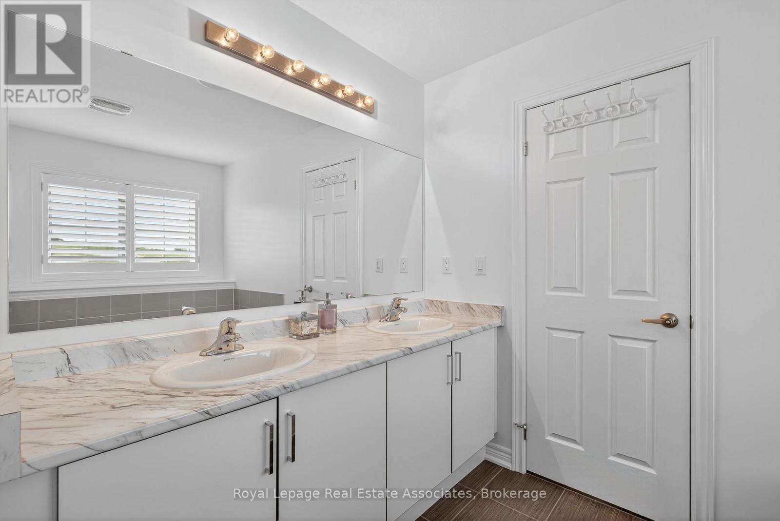 113 Sutcliffe Way, New Tecumseth, ON