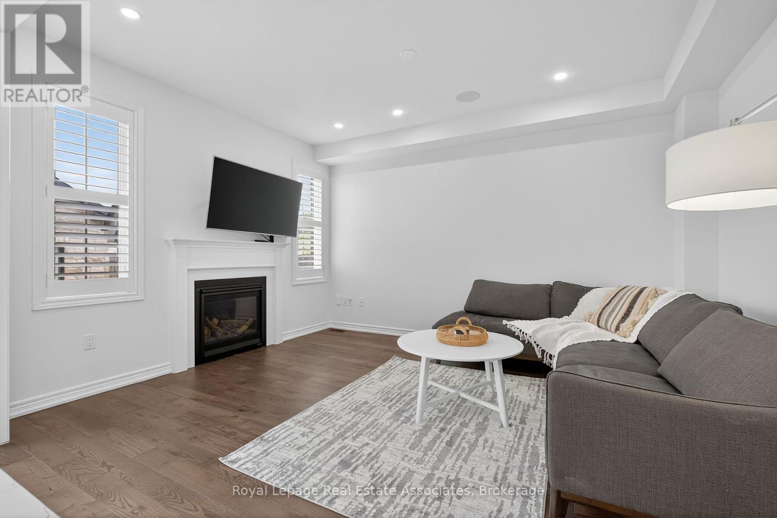 113 Sutcliffe Way, New Tecumseth, ON