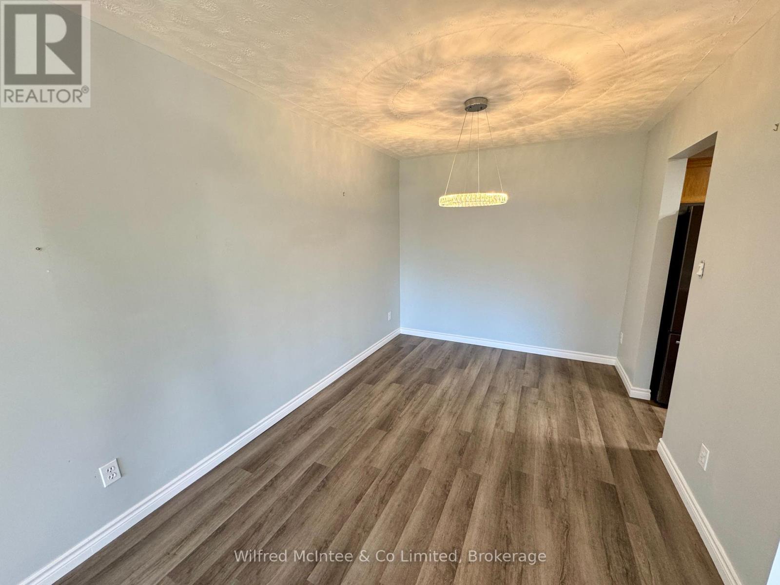 305 - 225 Hinks Street, Brockton, ON - Indoor Photo Showing Other Room