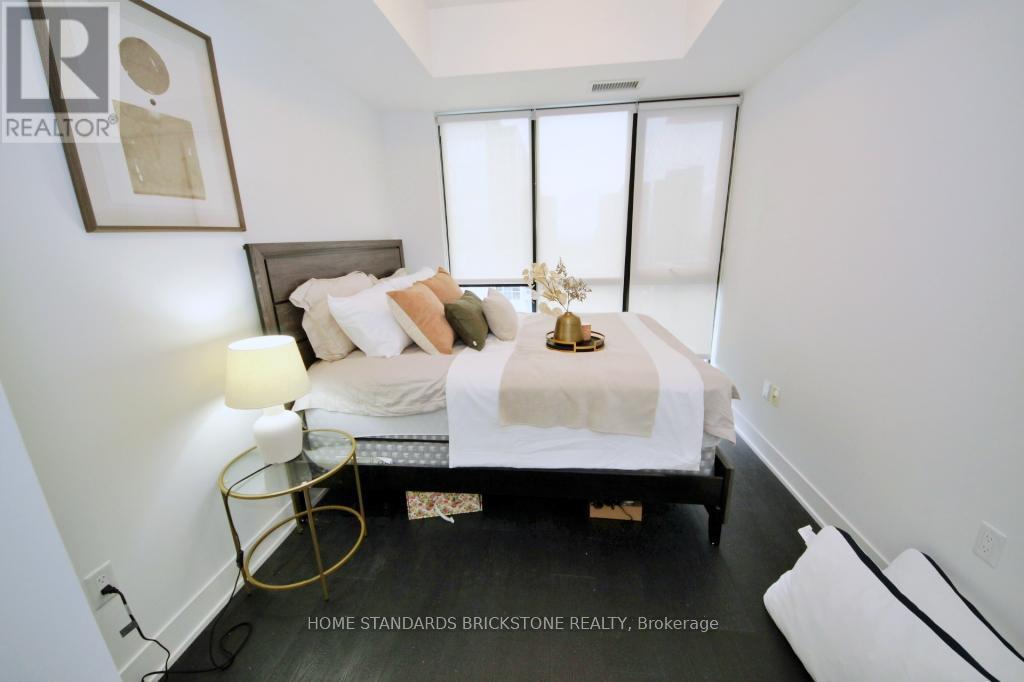 3604 - 2908 Highway 7 Road, Vaughan, ON - Indoor Photo Showing Bedroom