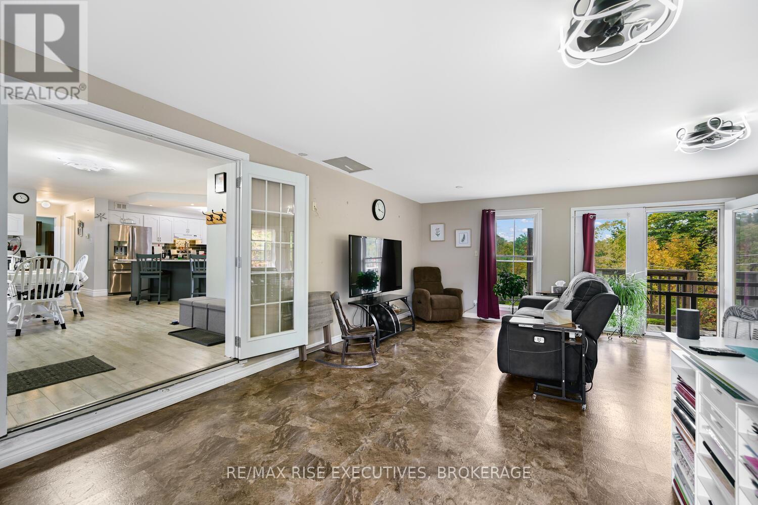 25 Park Street, Leeds And The Thousand Islands, ON - Indoor