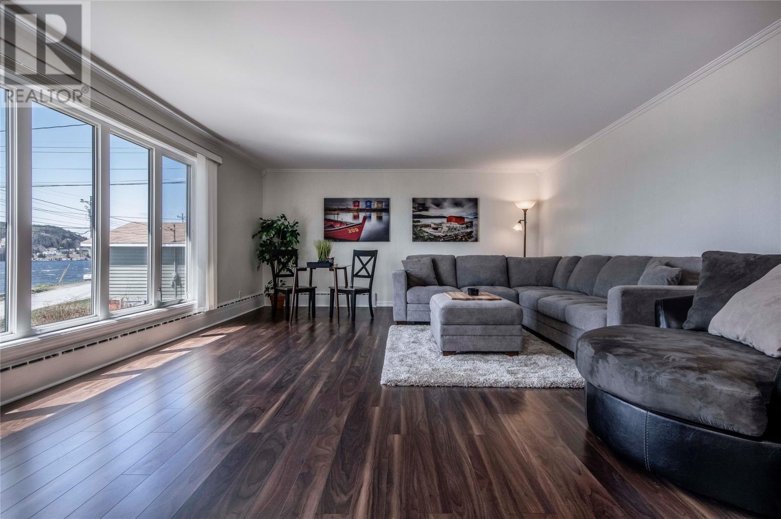 58 Front Road, Dildo, NL - Indoor Photo Showing Living Room