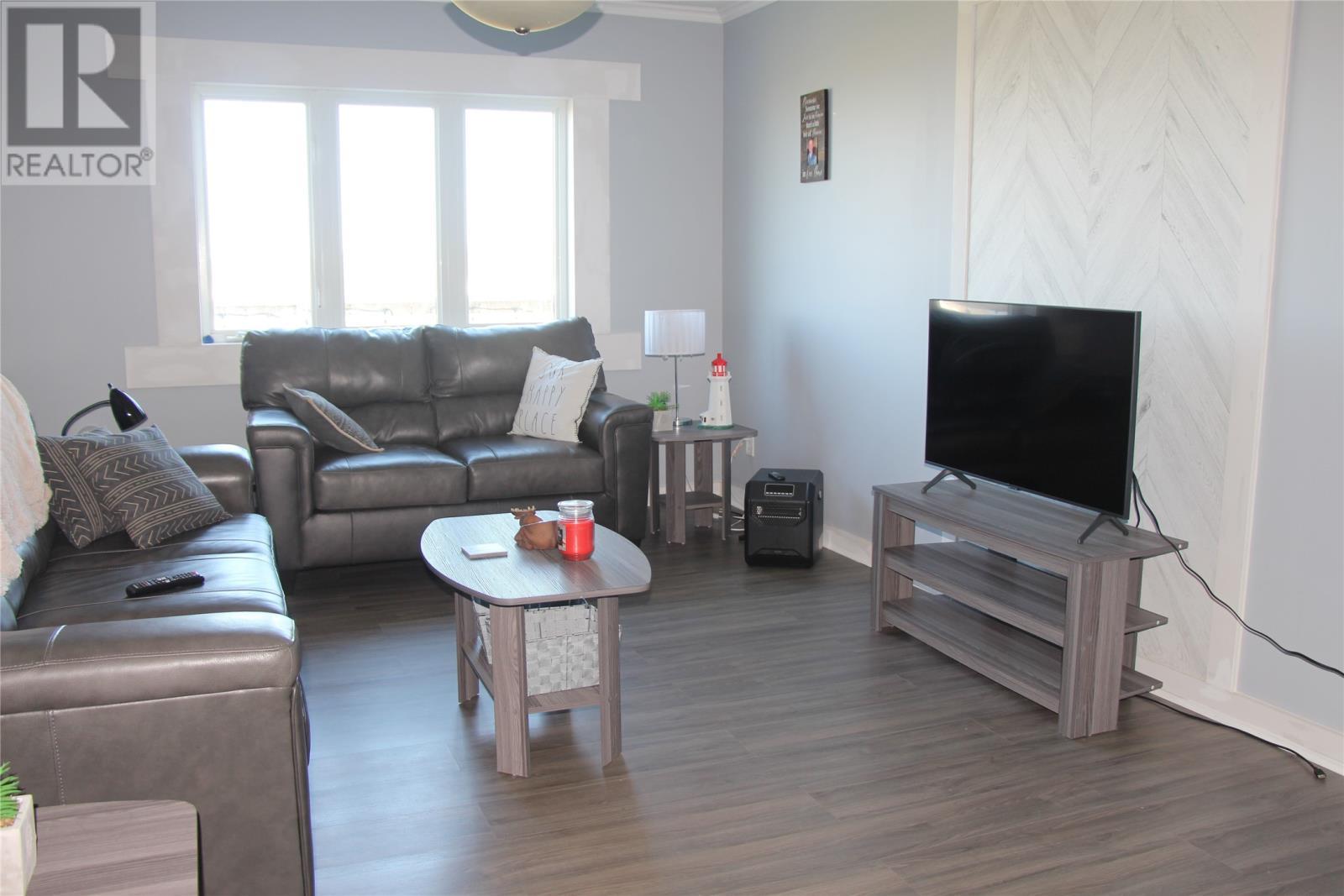 5 Molloys Lane, St. Shotts, NL - Indoor Photo Showing Living Room