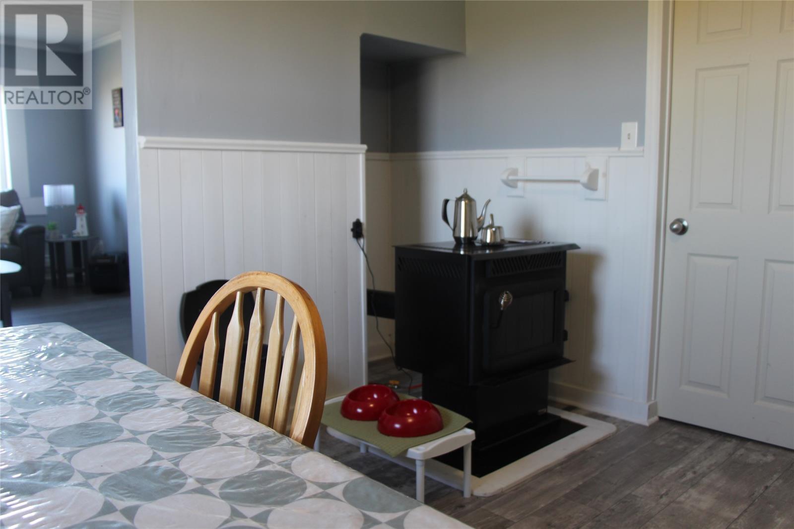 5 Molloys Lane, St. Shotts, NL - Indoor