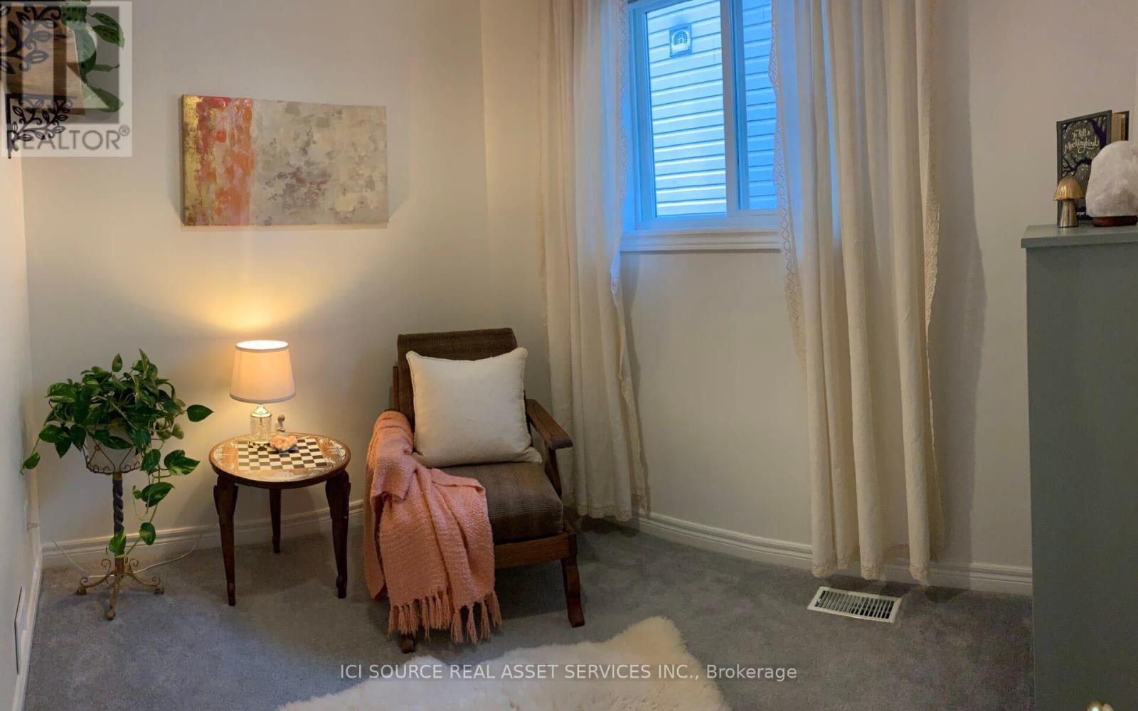 98 Summers Drive, Thorold, ON - Indoor