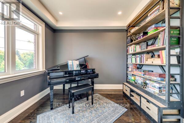 962 Fredonia Drive, Mississauga, ON - Indoor Photo Showing Office