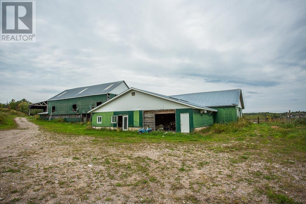 3064 Government Rd|Whole Package, Townships Of Tarbutt, Laird, Desbarats, & Echo Bay, ON