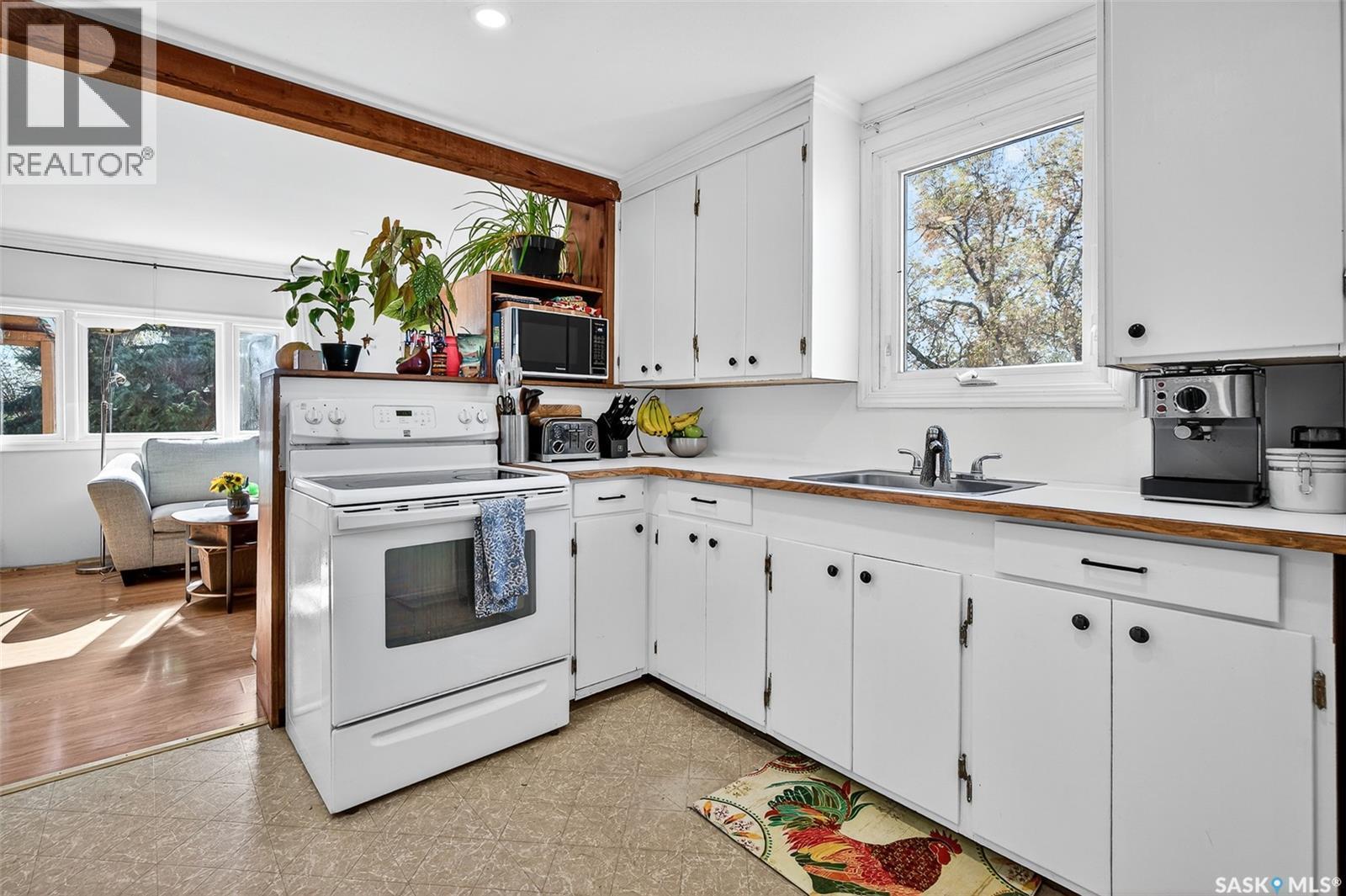 Kalium Road Acreage, Pense Rm No. 160, SK - Indoor Photo Showing Kitchen