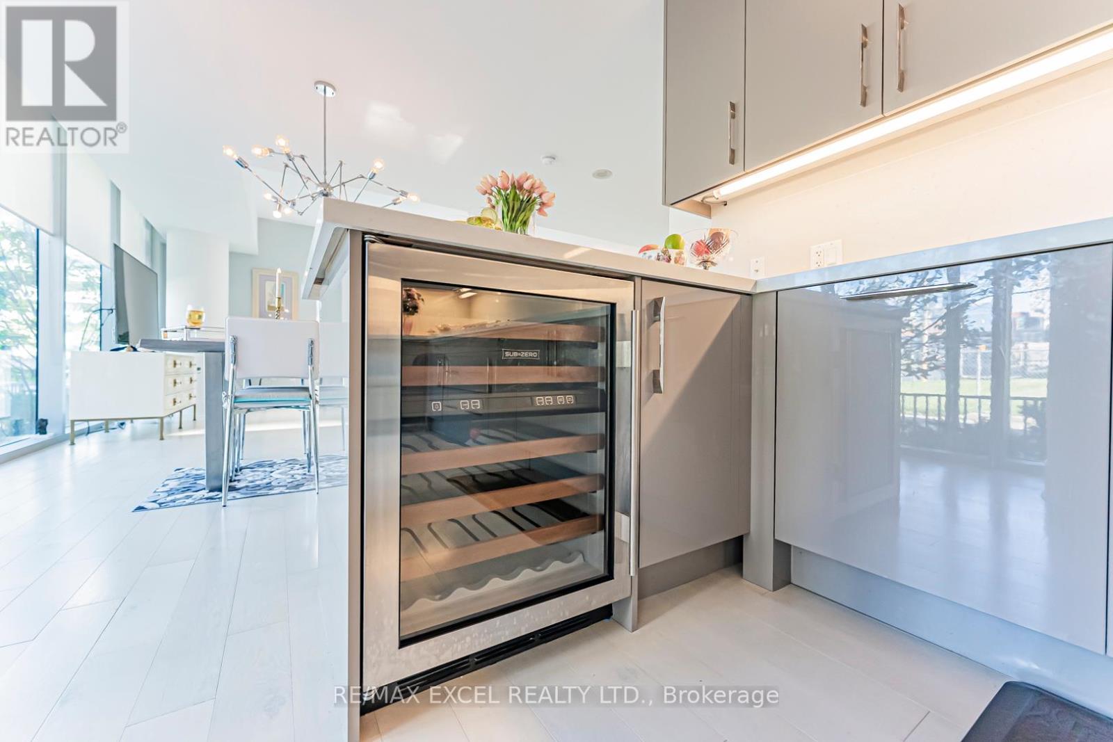 Th127 - 29 Queens Quay E, Toronto, ON - Indoor Photo Showing Other Room