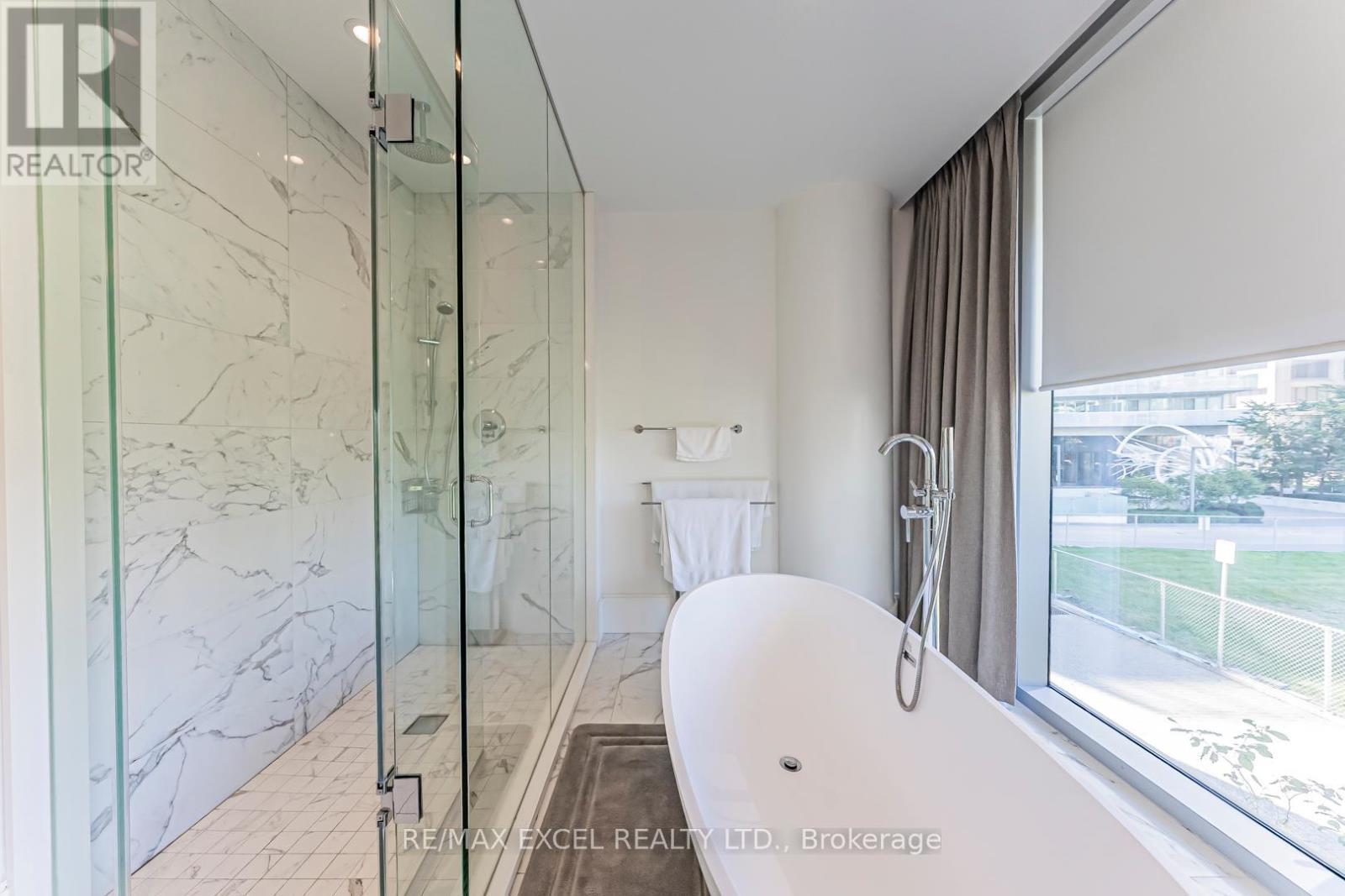 Th127 - 29 Queens Quay E, Toronto, ON - Indoor Photo Showing Bathroom