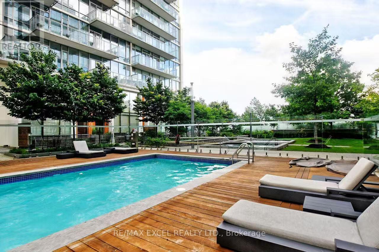 Th127 - 29 Queens Quay E, Toronto, ON - Outdoor With In Ground Pool With Backyard