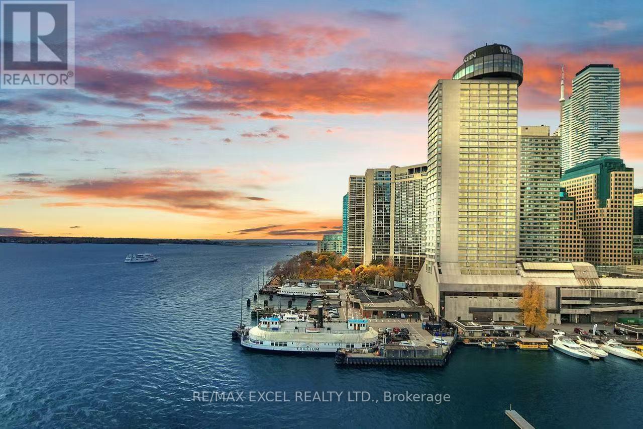 Th127 - 29 Queens Quay E, Toronto, ON - Outdoor With Body Of Water With View