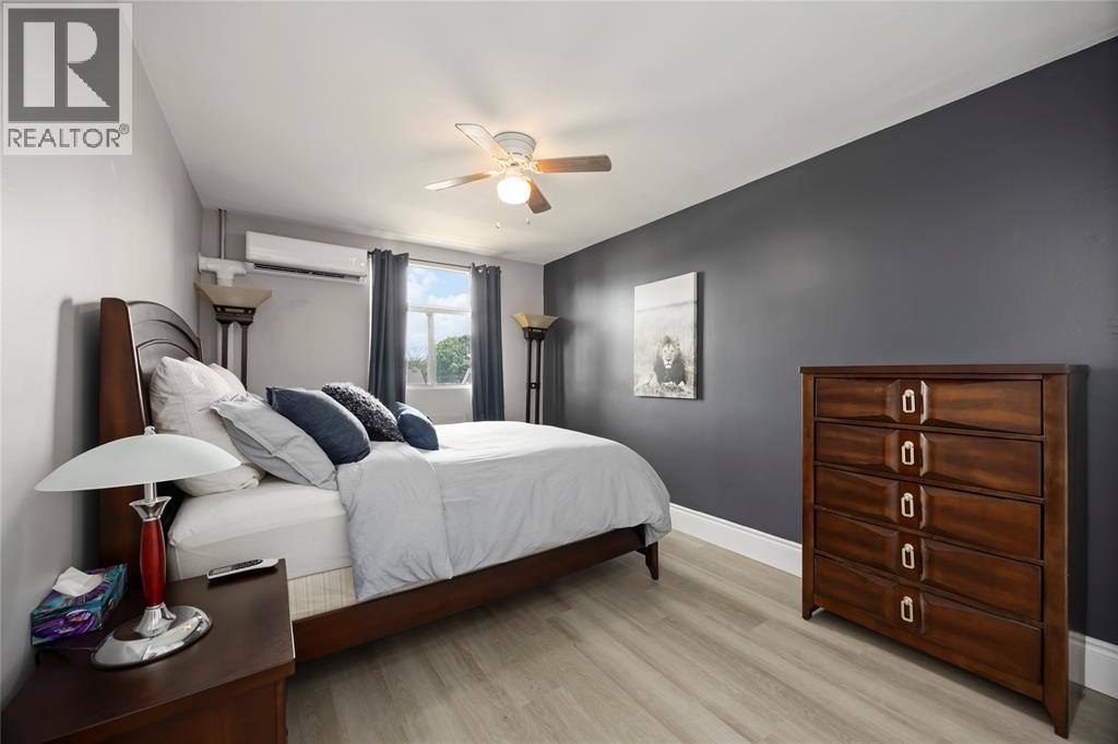 10 Derby Lane Unit# 306, Sarnia, ON - Indoor Photo Showing Bedroom