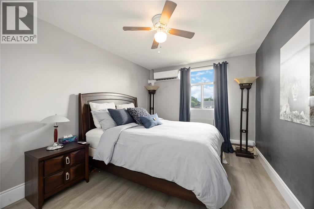 10 Derby Lane Unit# 306, Sarnia, ON - Indoor Photo Showing Bedroom