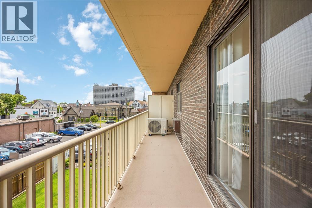 10 Derby Lane Unit# 306, Sarnia, ON - Outdoor With Balcony With Exterior