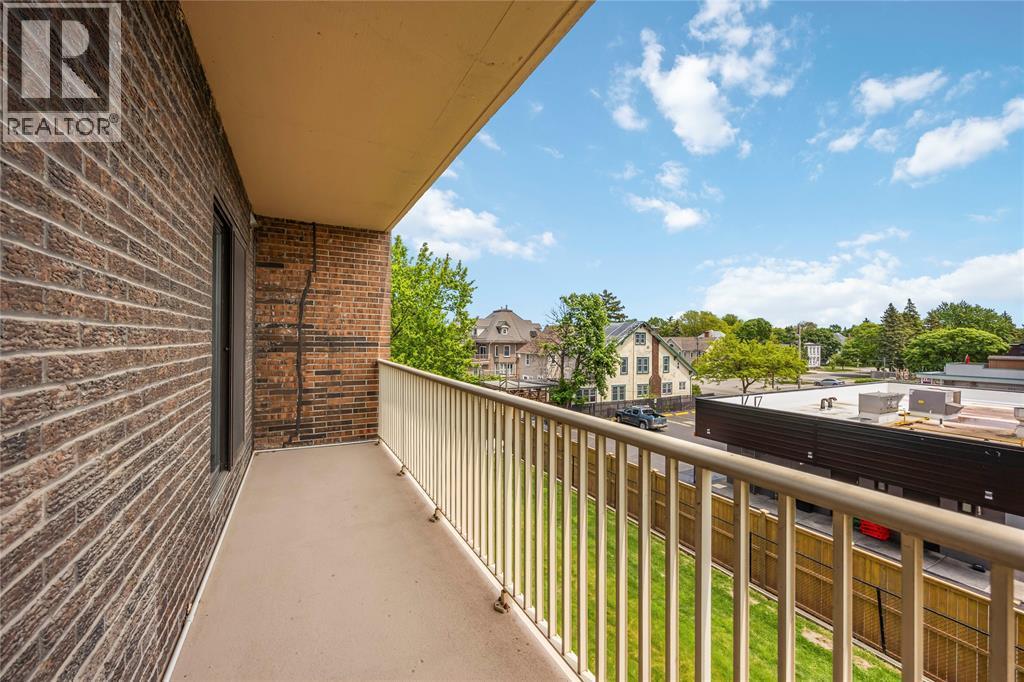 10 Derby Lane Unit# 306, Sarnia, ON - Outdoor With Balcony With Exterior