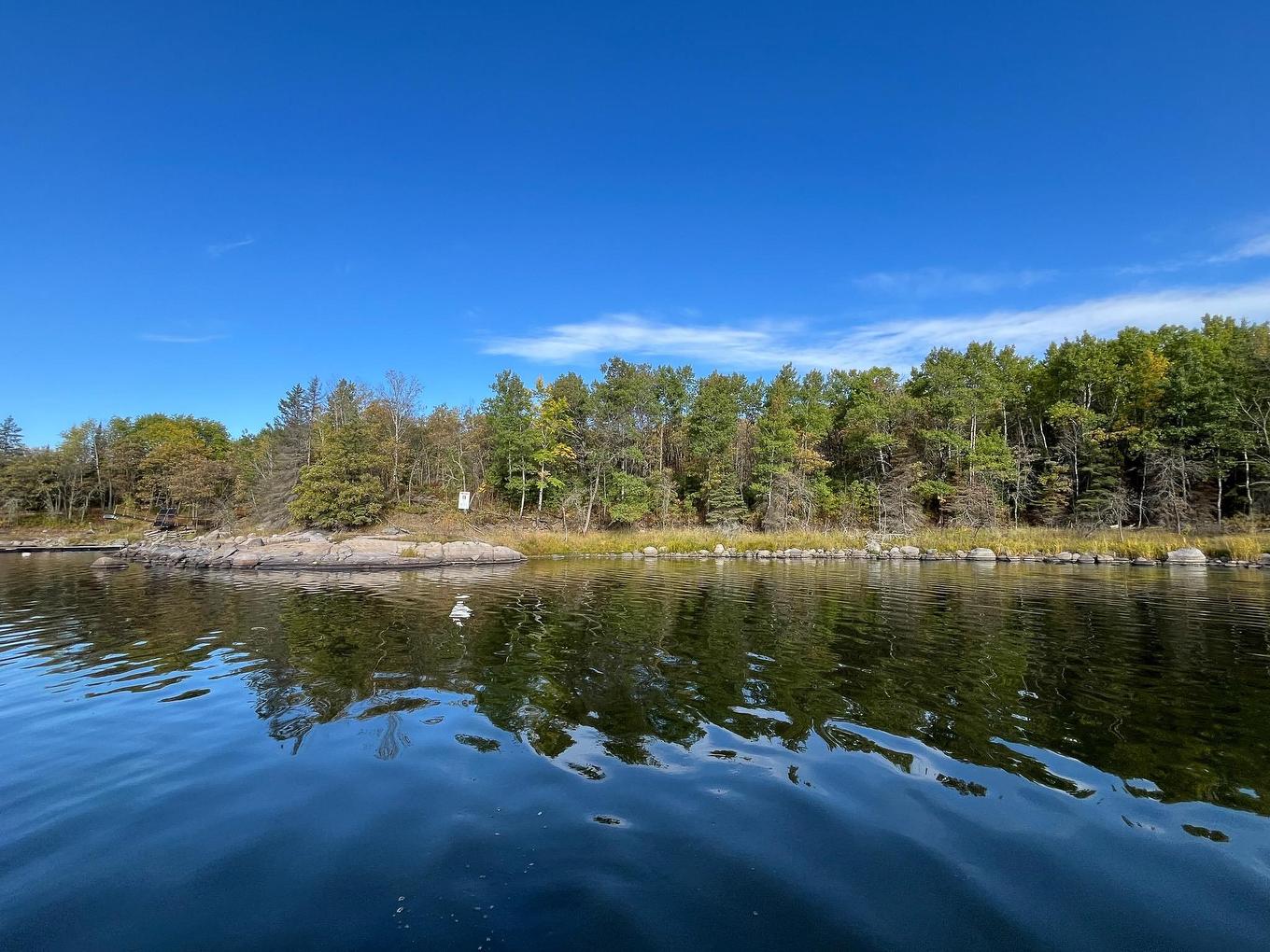 1 Locke Bay, Township Of Umbach, ON