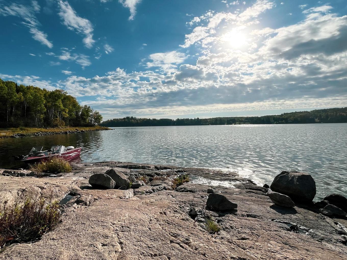 1 Locke Bay, Township Of Umbach, ON