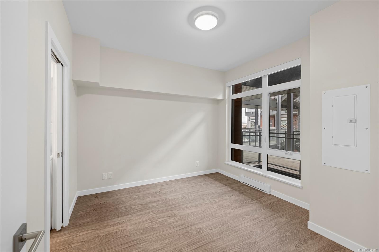 309-91 Chapel St, Nanaimo, BC - Indoor Photo Showing Other Room