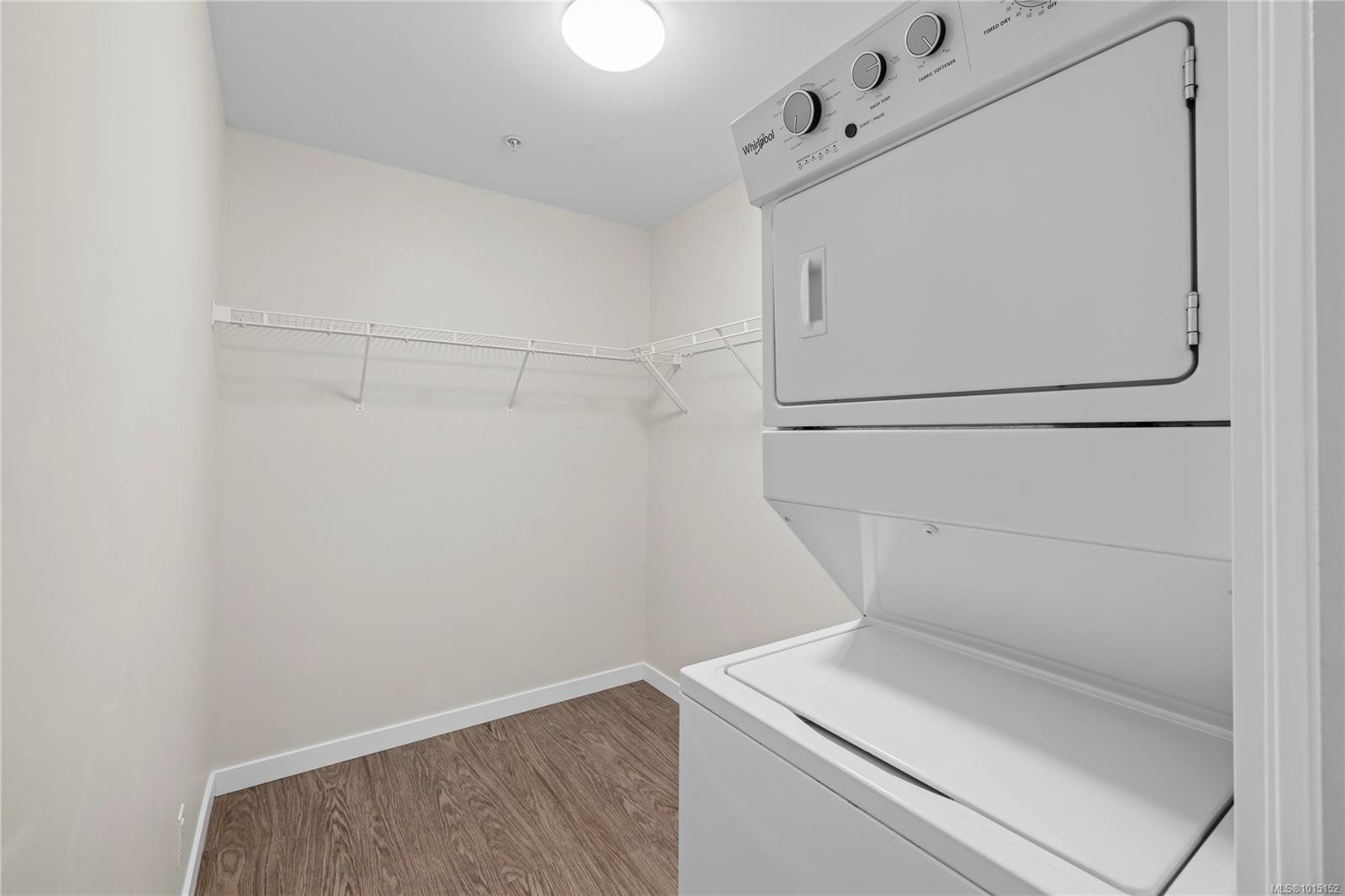 309-91 Chapel St, Nanaimo, BC - Indoor Photo Showing Laundry Room