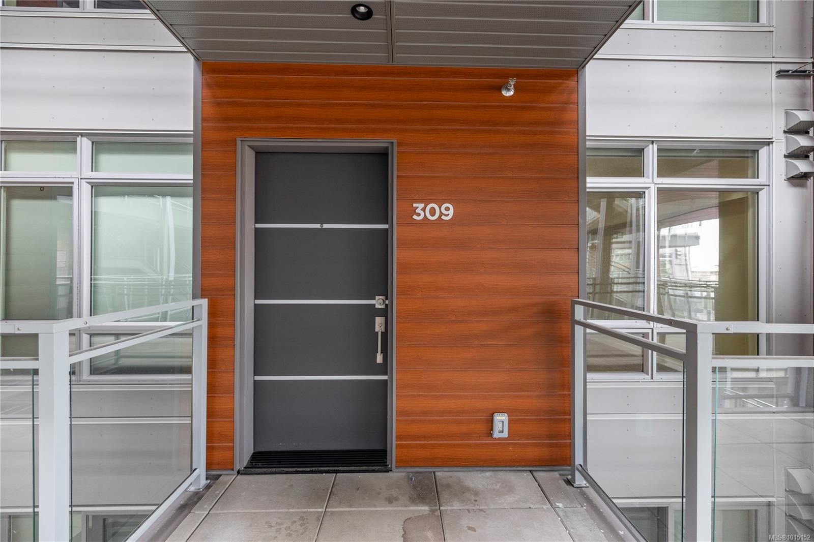 309-91 Chapel St, Nanaimo, BC - Outdoor With Exterior