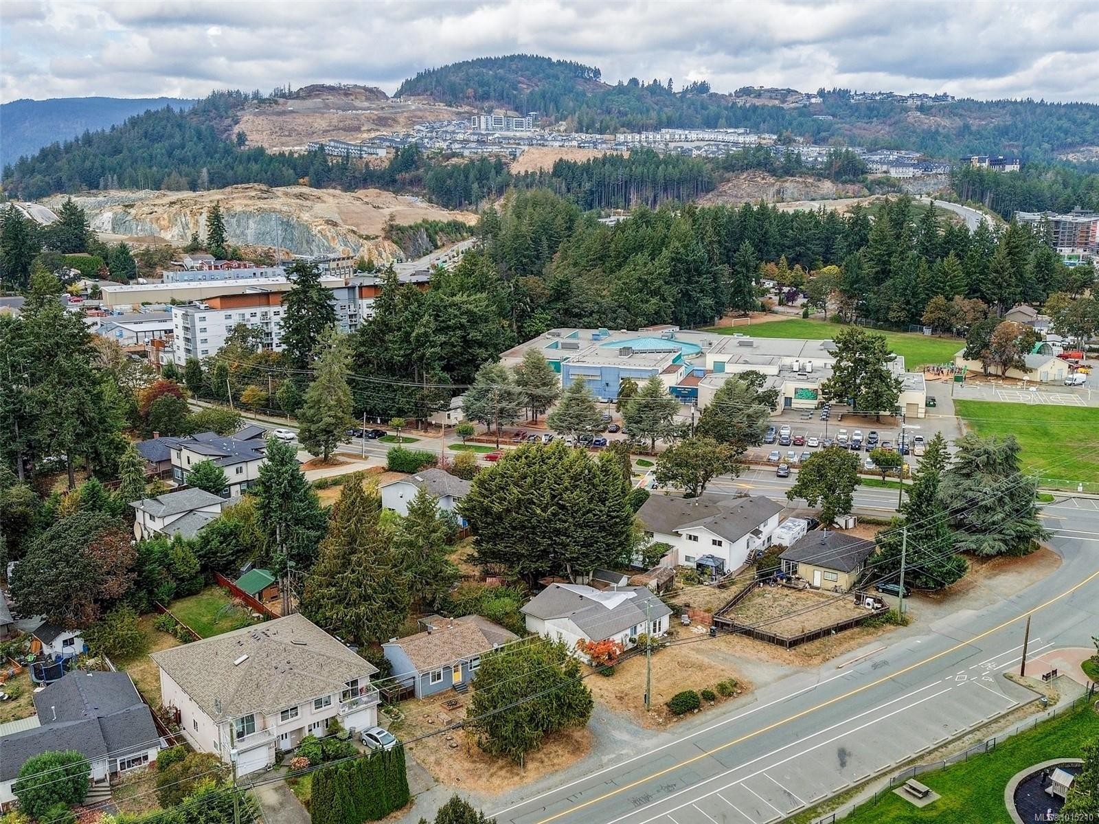 2814 Carlow Rd, Langford, BC