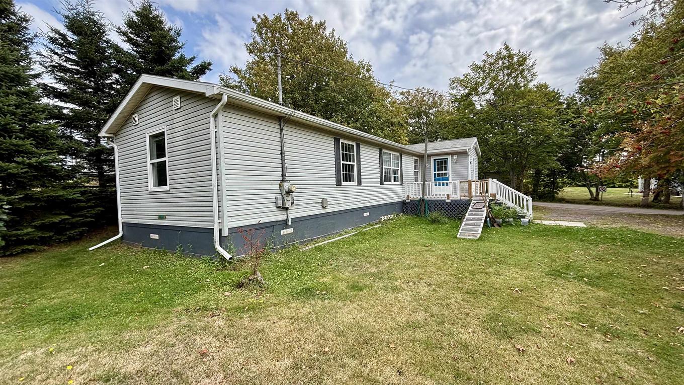 7 Sterns Avenue, Souris, PE