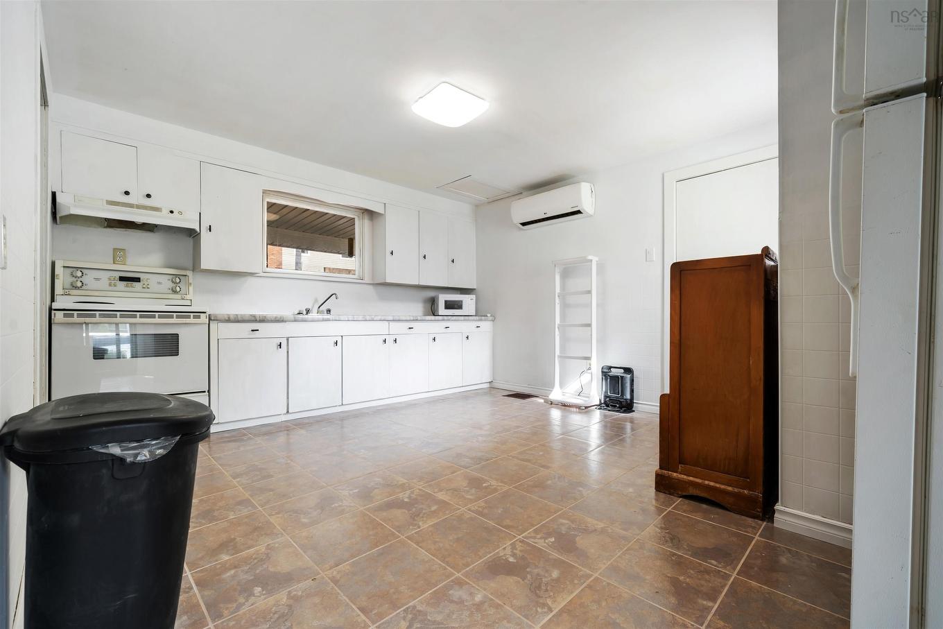 90 High Street, Trenton, NS