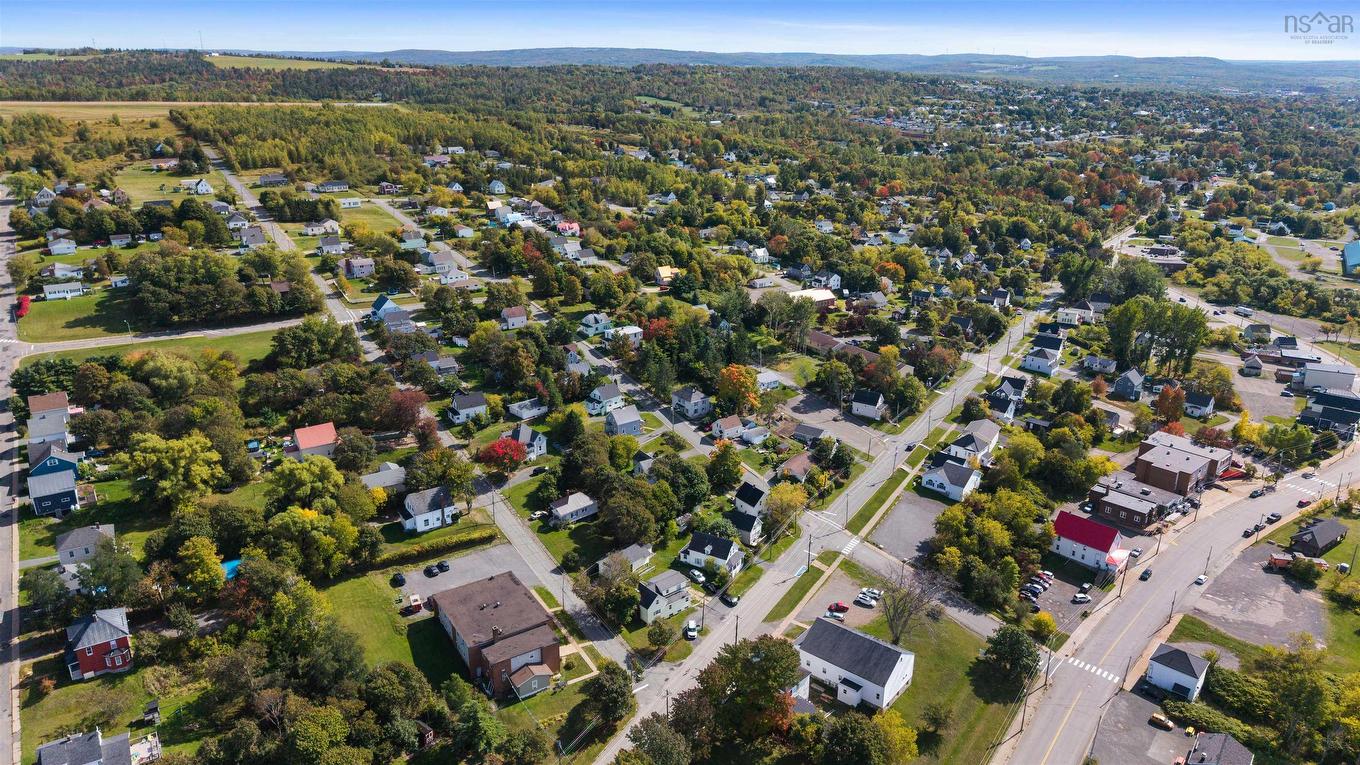 90 High Street, Trenton, NS