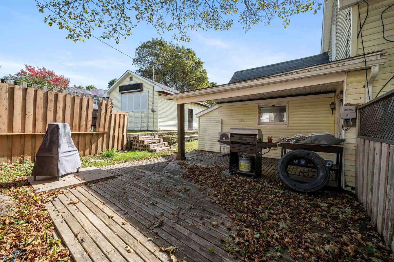 90 High Street, Trenton, NS