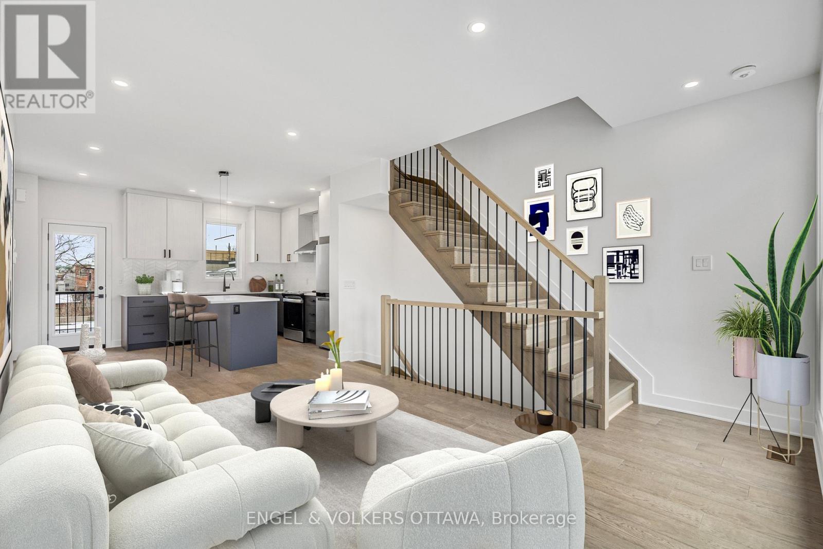 Virtually Staged - 73 Parent Avenue, Ottawa, ON - Indoor Photo Showing Living Room