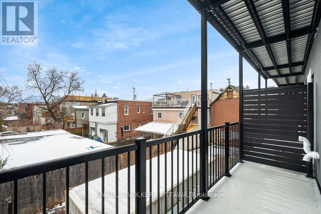 73 Parent Avenue, Ottawa, ON - Outdoor With Balcony With Exterior