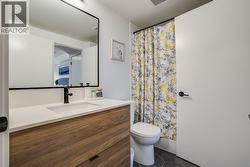 2nd Bathroom -
