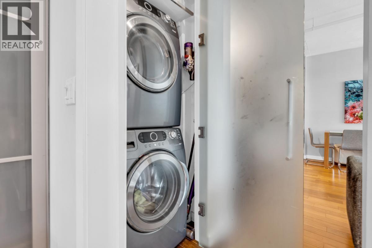 211&212 1529 W 6Th Avenue, Vancouver, BC