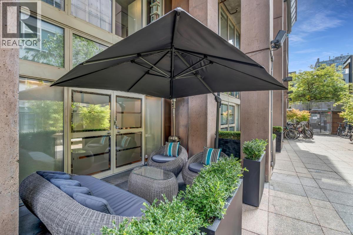 211&212 1529 W 6Th Avenue, Vancouver, BC