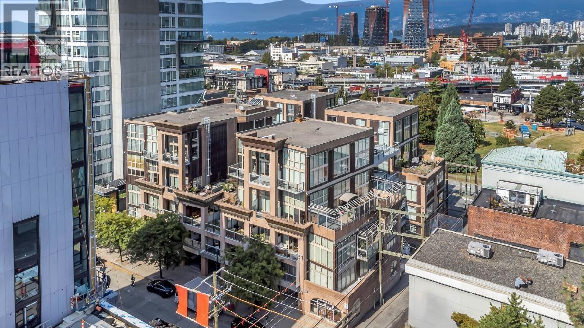 211&212 1529 W 6Th Avenue, Vancouver, BC