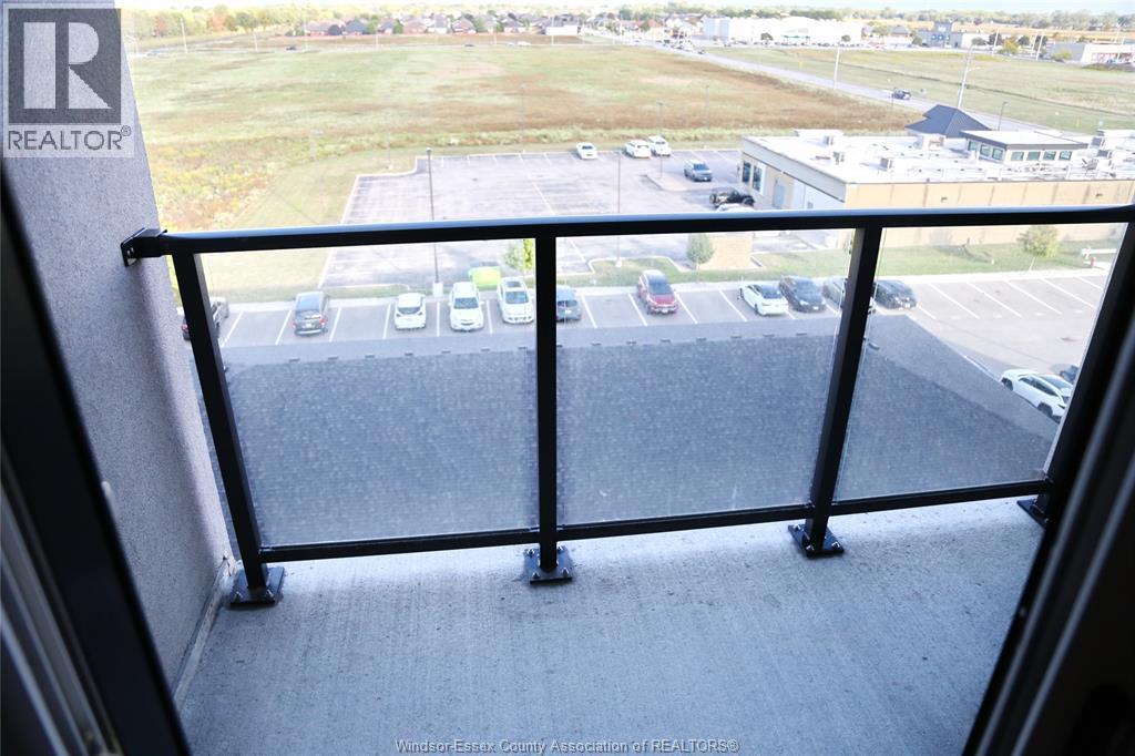 728 Brownstone Drive Unit# 609, Lakeshore, ON - Outdoor With View