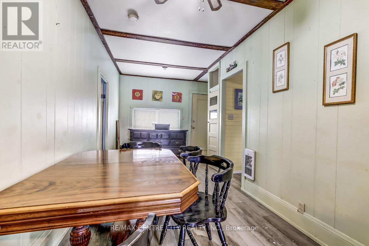 328 Erie Street, Central Elgin (Port Stanley), ON - Indoor Photo Showing Dining Room