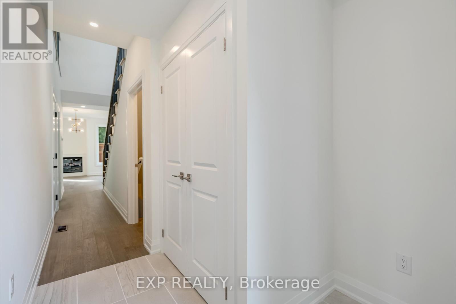 3400 Carter Common, Burlington, ON - Indoor Photo Showing Other Room