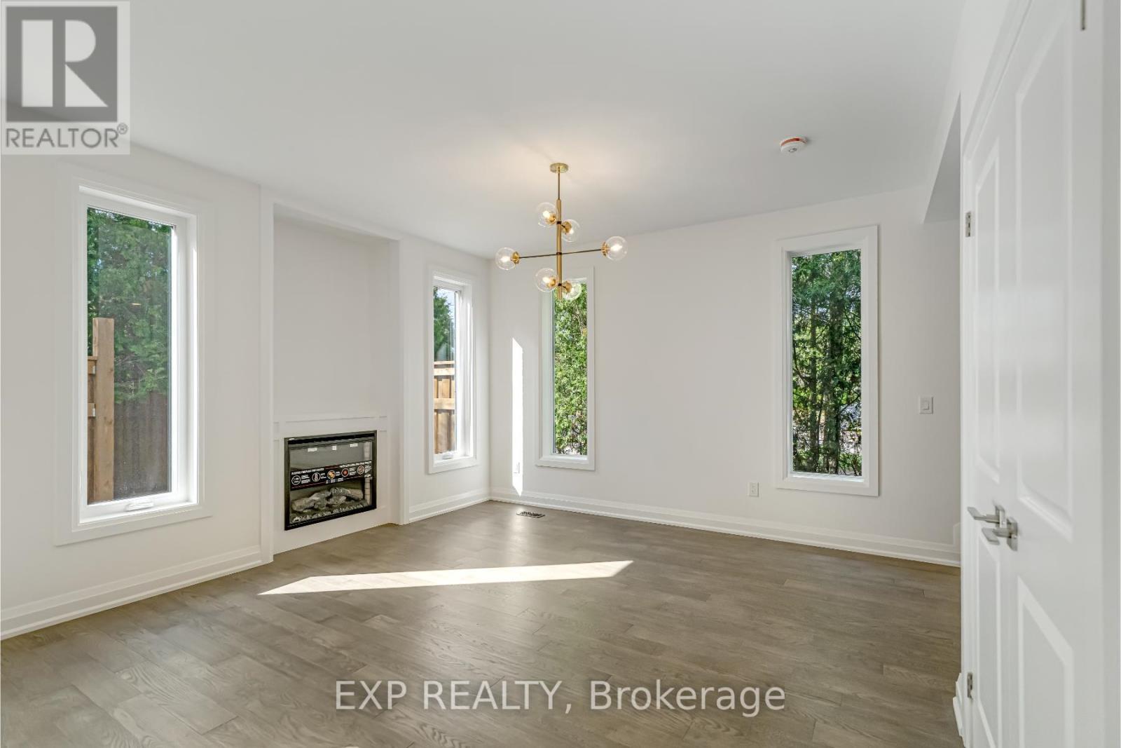 3400 Carter Common, Burlington, ON - Indoor With Fireplace