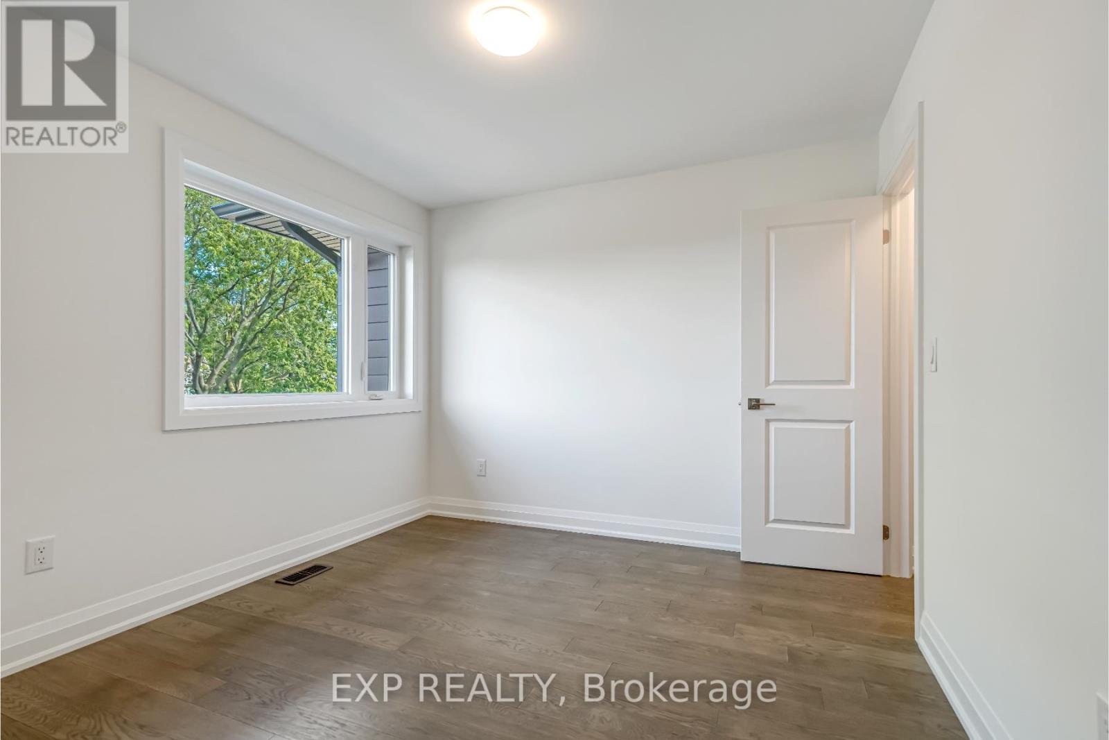 3400 Carter Common, Burlington, ON - Indoor Photo Showing Other Room