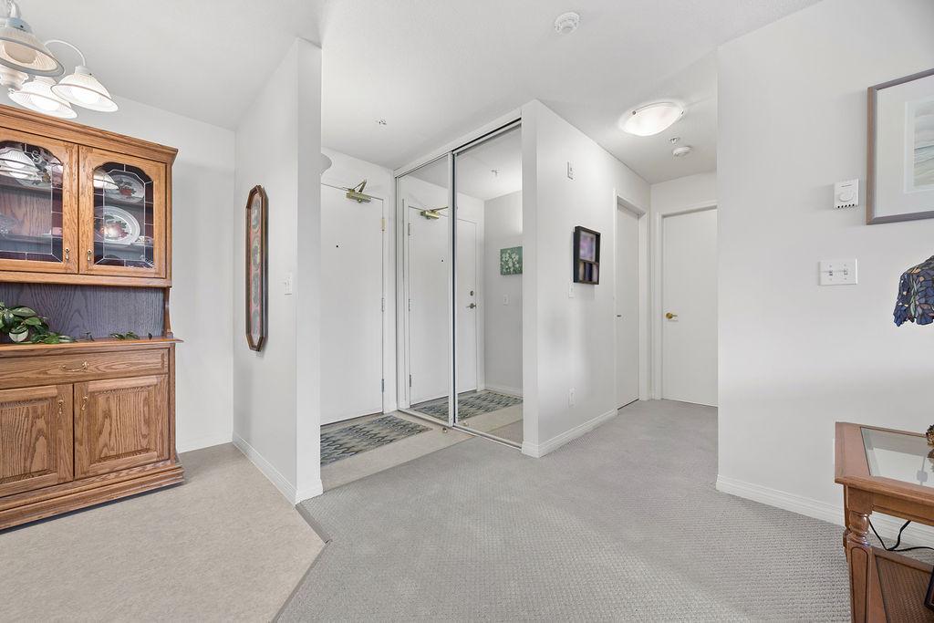 405-3705 30 Avenue, Vernon, BC - Indoor Photo Showing Other Room