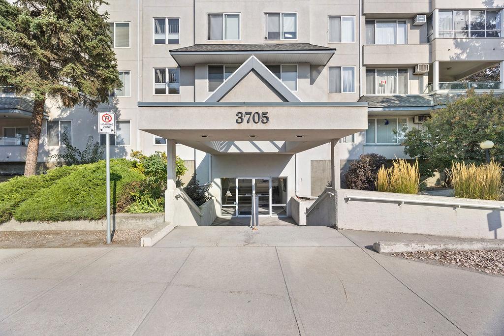 405-3705 30 Avenue, Vernon, BC - Outdoor With Facade